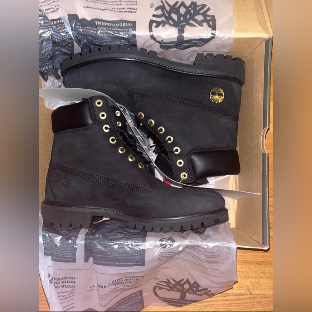 Timberland - Picture 3 of 5